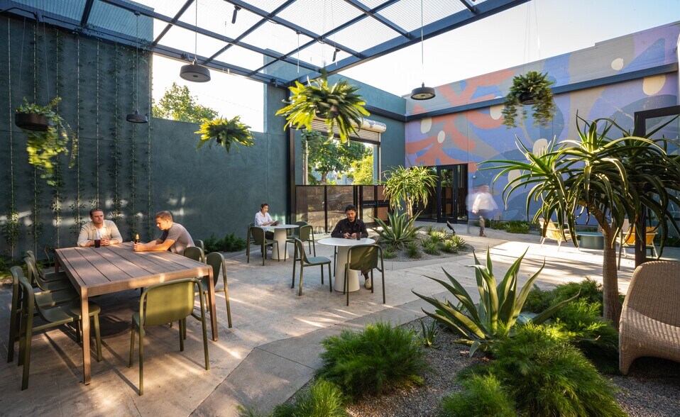 More Photos Of 3333 Casitas Ave, Los Angeles Unknown For Lease