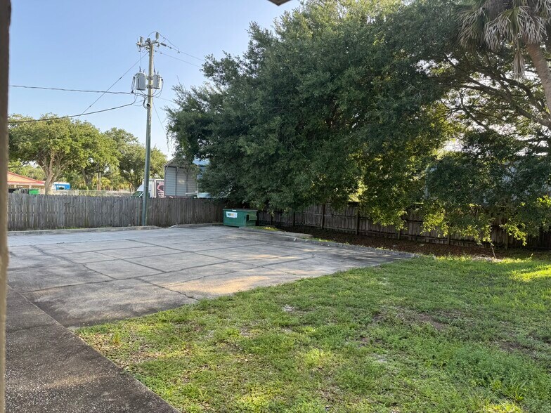 More Photos Of 470 S Wickham Rd, West Melbourne Medical For Lease