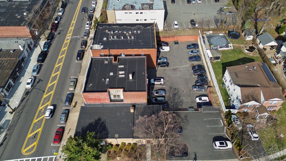 More Photos Of 175 Cedar Ln, Teaneck Medical For Sale