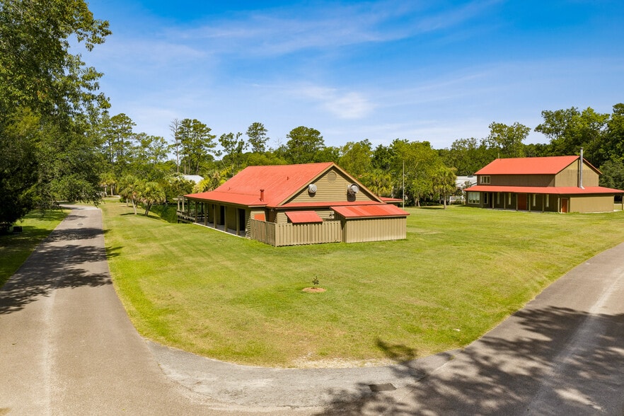 More Photos Of 205 Coosaw Way, Ridgeland Lodge Meeting Hall For Sale