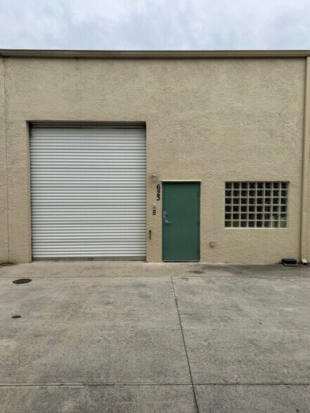 More Photos Of 615-635 NW Biltmore Street, Port Saint Lucie Warehouse For Sale