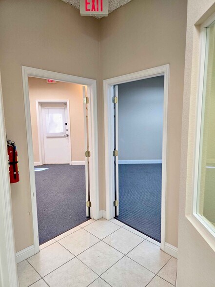 More Photos Of 585 S Ronald Reagan Blvd, Longwood Medical For Lease
