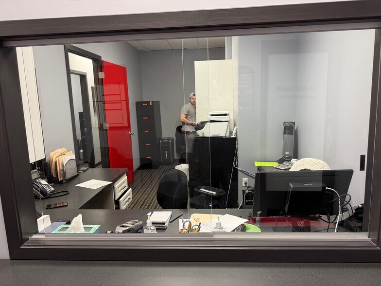 More Photos Of 70 New Canaan Ave, Norwalk Office For Sale