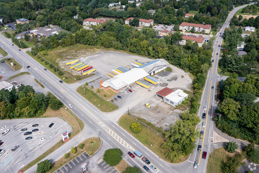 Primary Photo Of 681 Route 211 E, Middletown Truck Terminal For Sale