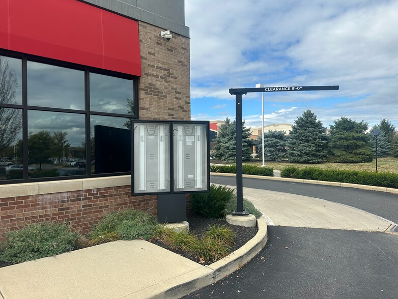 More Photos Of 1478 Gemini Pl, Columbus Restaurant For Lease