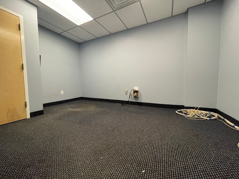 More Photos Of 346-348 Broad Ave, Leonia Restaurant For Lease