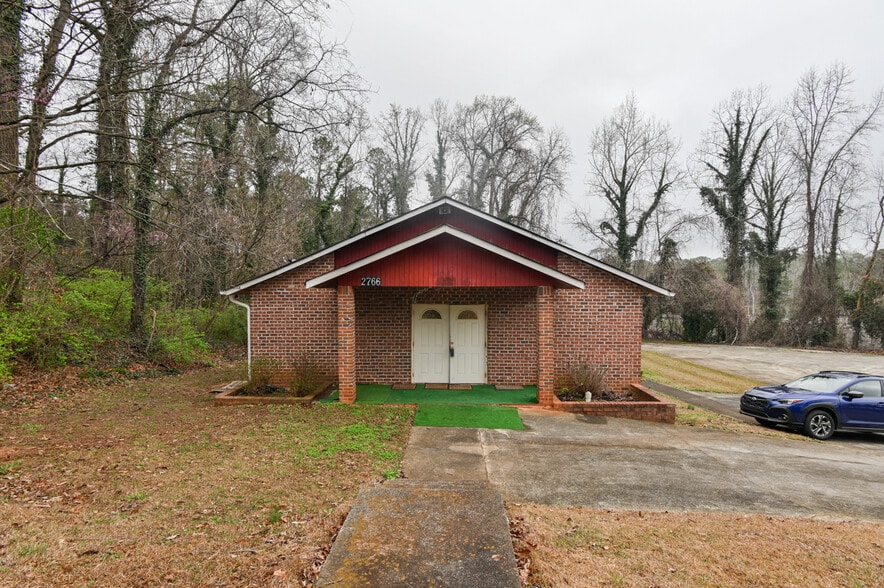 More Photos Of 2766 White Oak Dr, Decatur Religious Facility For Sale