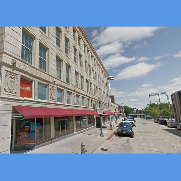 More Photos Of 5-25 E Van Buren St, Joliet Office For Lease