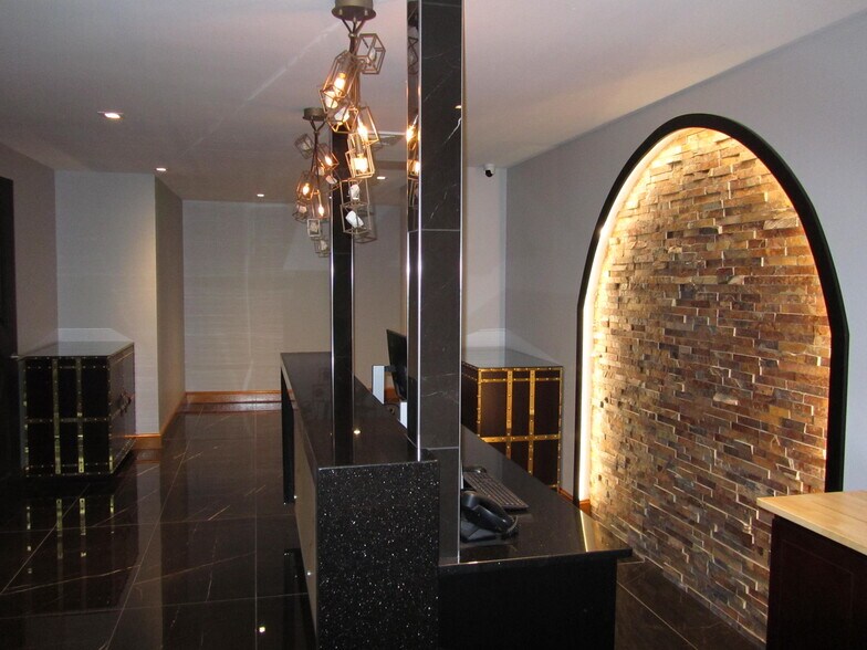 More Photos Of 1 N Main St, Fond Du Lac Hotel For Lease