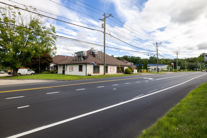 More Photos Of 1659 Storrs Rd, Storrs Mansfield Storefront Retail Residential For Sale