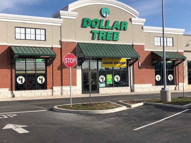 More Photos Of 2830-2832 Gracy Center Way, Coraopolis Unknown For Lease