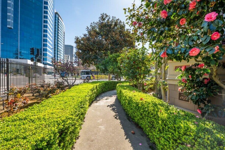 More Photos Of 653 11th St, Oakland Loft Creative Space For Sale