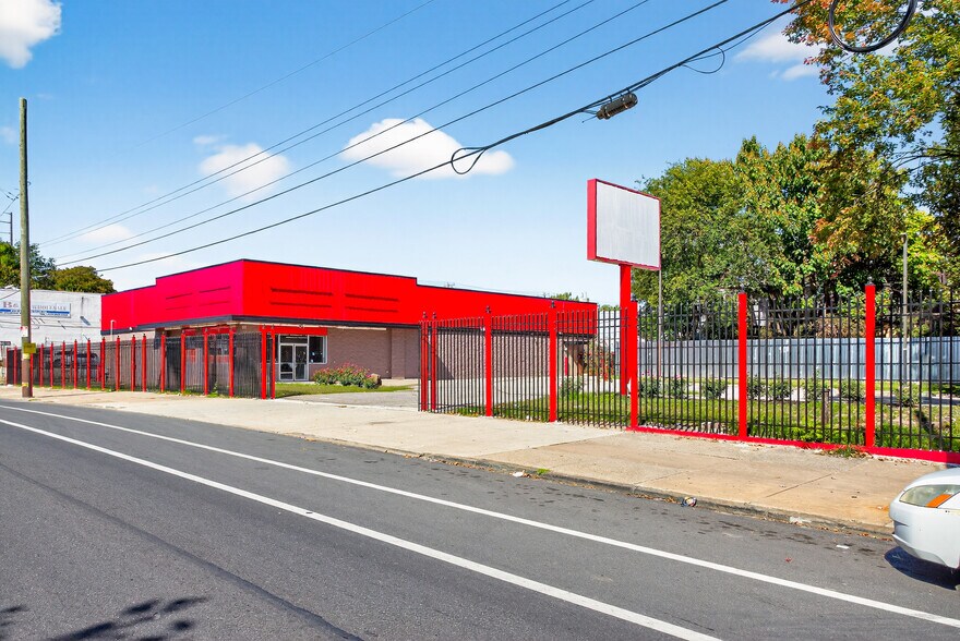 More Photos Of 1925 W Allegheny Ave, Philadelphia Freestanding For Sale