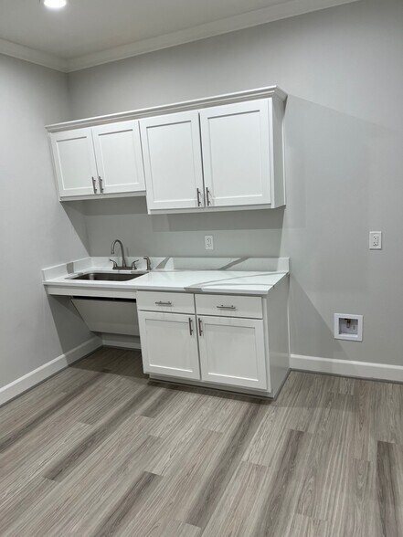 More Photos Of 7978 Preston Rd, Frisco Medical For Sale