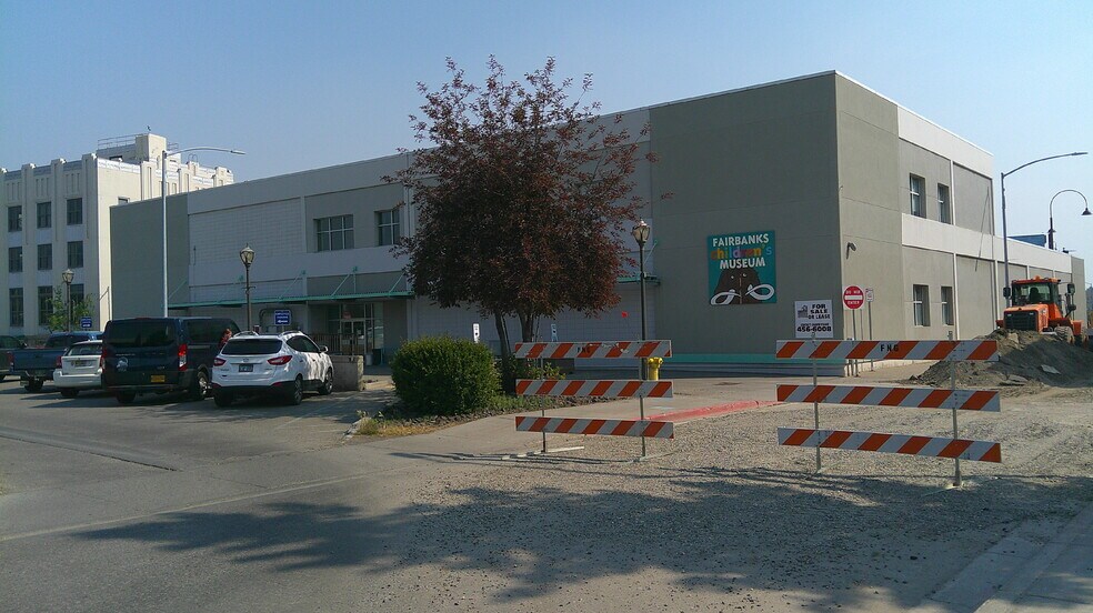More Photos Of 634 5th Ave, Fairbanks General Retail For Lease