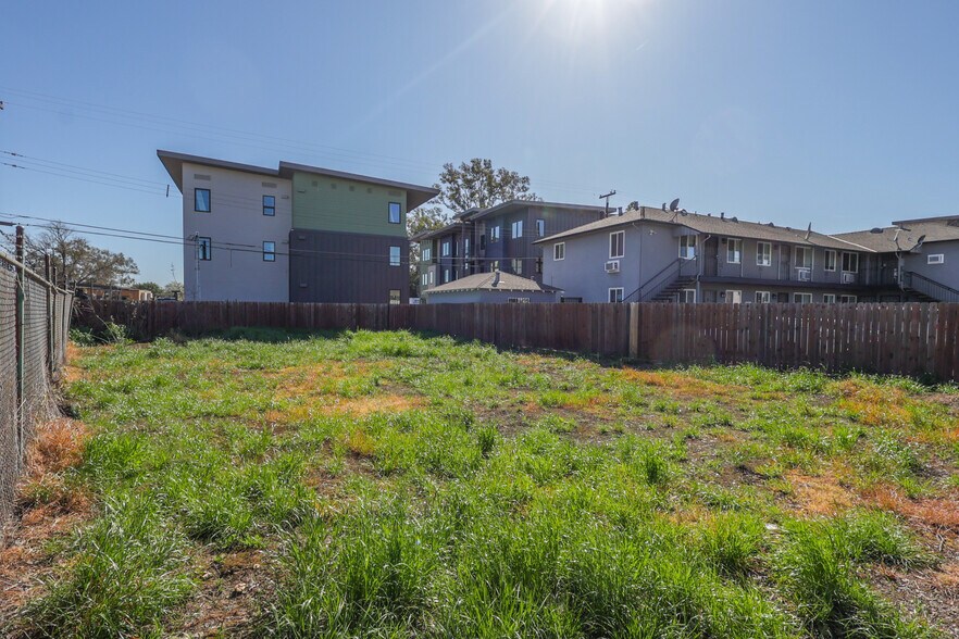 More Photos Of 5372 Young St, Sacramento Land For Sale