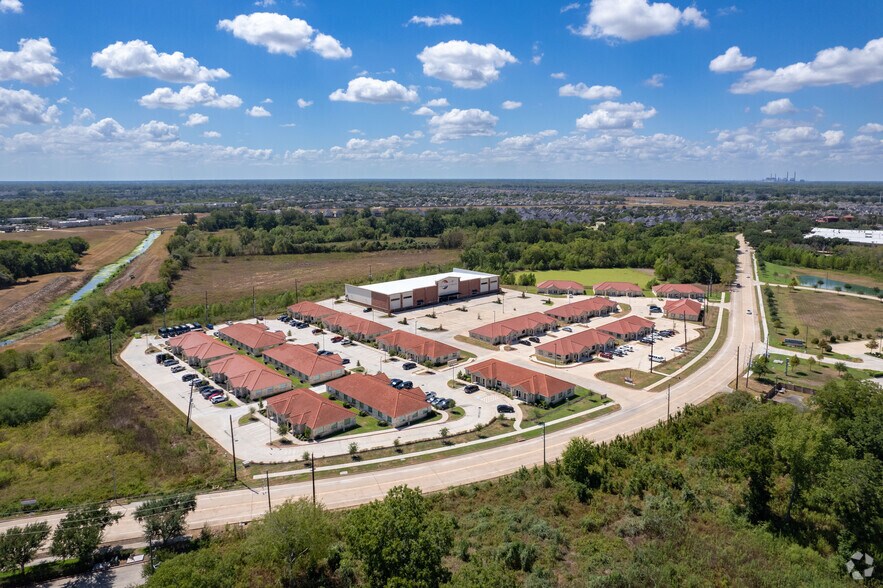 More Photos Of 7070 Knights Ct, Missouri City Medical For Sale