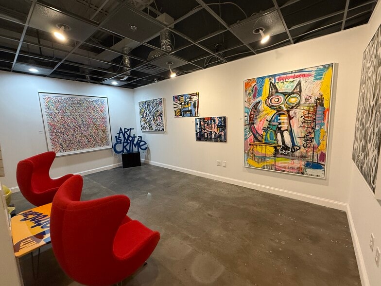 More Photos Of 690 Miami Cir NE, Atlanta Storefront For Lease