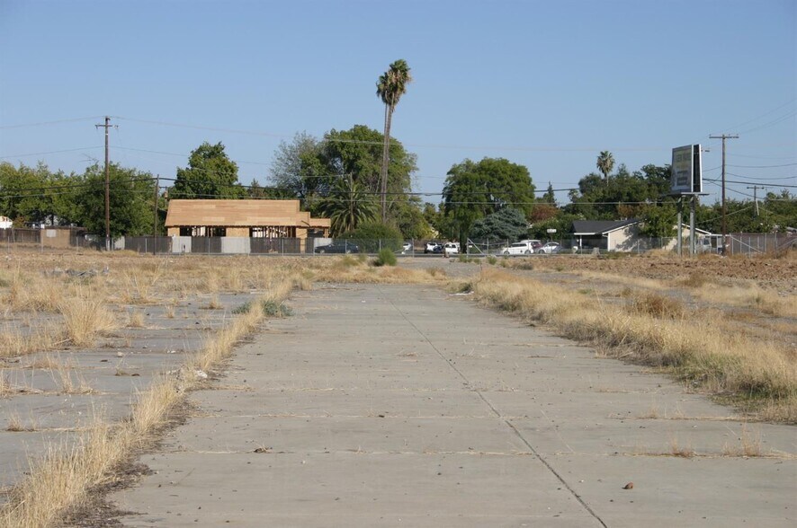 More Photos Of 7235 Watt Ave, North Highlands Land For Sale