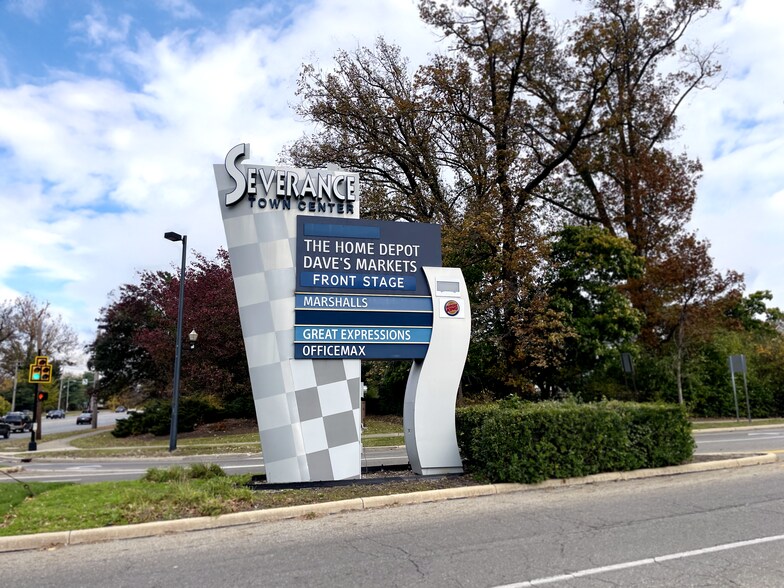 More Photos Of 3462-3630 Mayfield Rd, Cleveland Heights Unknown For Lease