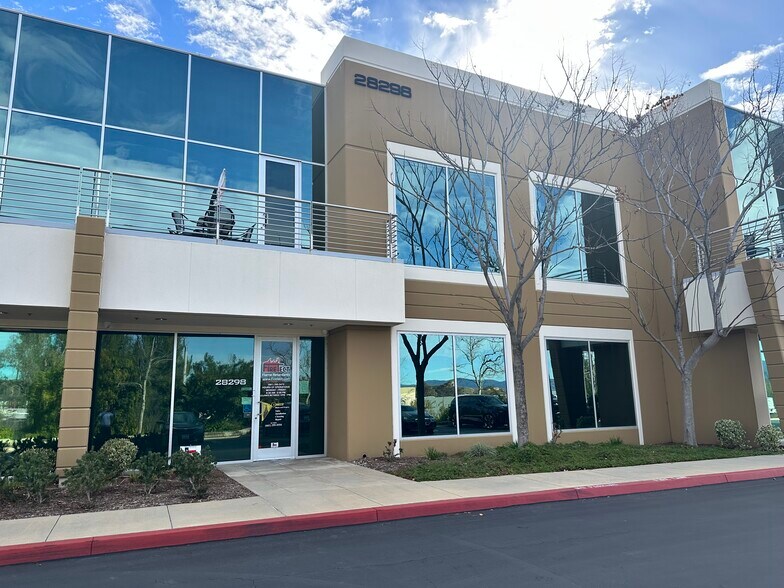 Primary Photo Of 28298 Constellation Rd, Valencia Warehouse For Lease