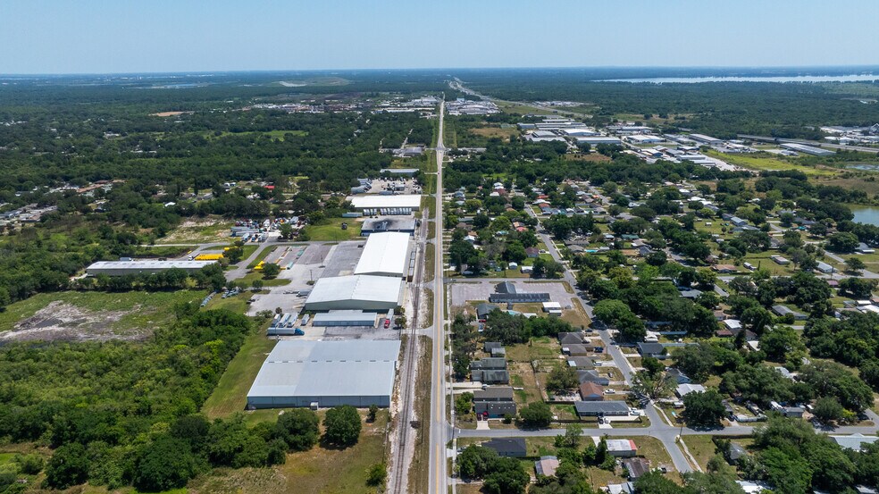 More Photos Of 2715 Crystal Lake Acres Dr, Lakeland Warehouse For Sale