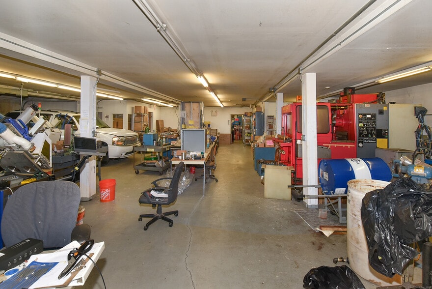 More Photos Of 712 Bread and Milk St, Coventry Manufacturing For Sale