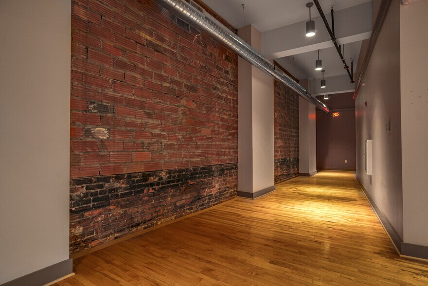 More Photos Of 686 Main St, Buffalo Loft Creative Space For Lease