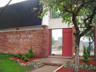 More Photos Of 17200 W 10 Mile Rd, Southfield Office For Lease