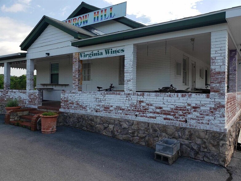 More Photos Of 2487 US Highway 211 W, Luray Storefront For Sale