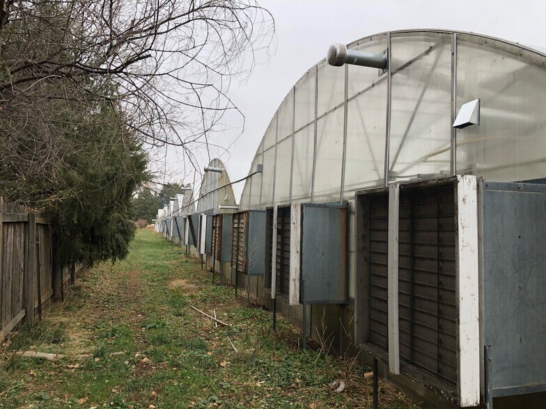 More Photos Of 900 N Taft Hill Rd, Fort Collins Showroom For Lease