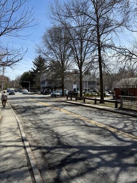 More Photos Of 1135-1141 Main St, Concord General Retail For Lease