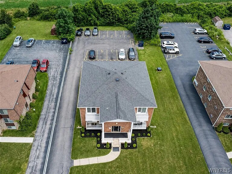 More Photos Of 6293 Robinson Rd, Lockport Apartments For Sale