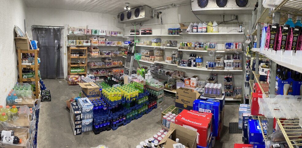 More Photos Of 1635 Pine Grove Ave, Port Huron Convenience Store For Sale