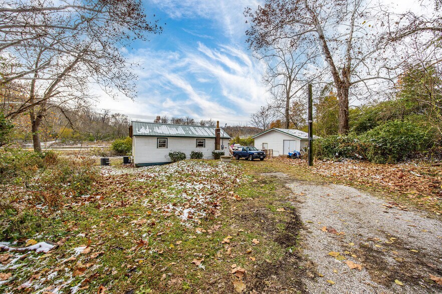 More Photos Of 6879 River Rd, Harrison Specialty For Sale