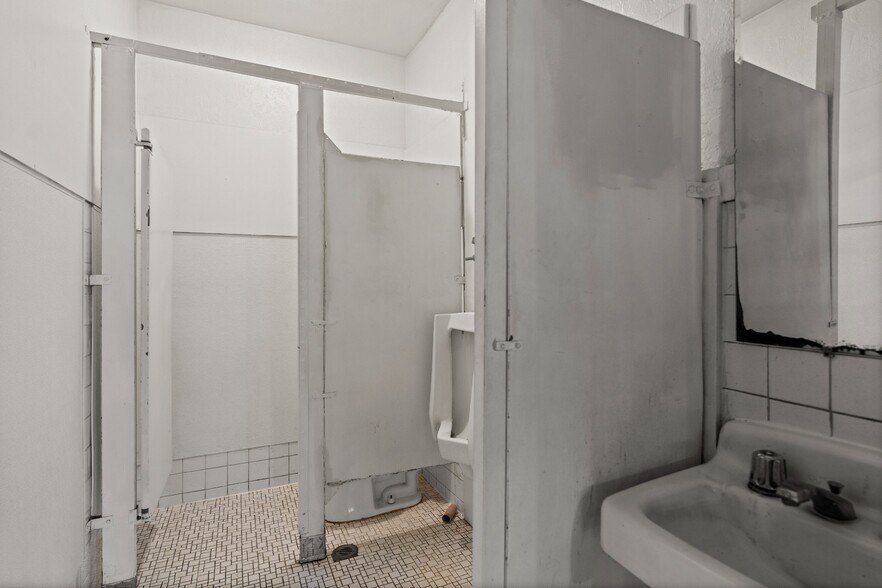 More Photos Of 50 Pleasant St, Norton Storefront Retail Office For Lease