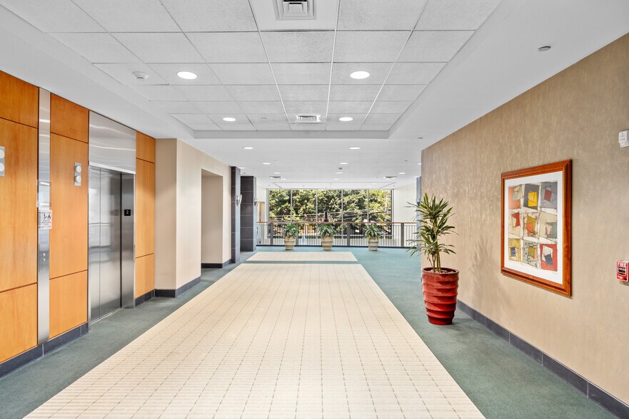 More Photos Of 350 Fellowship Rd, Mount Laurel Unknown For Lease