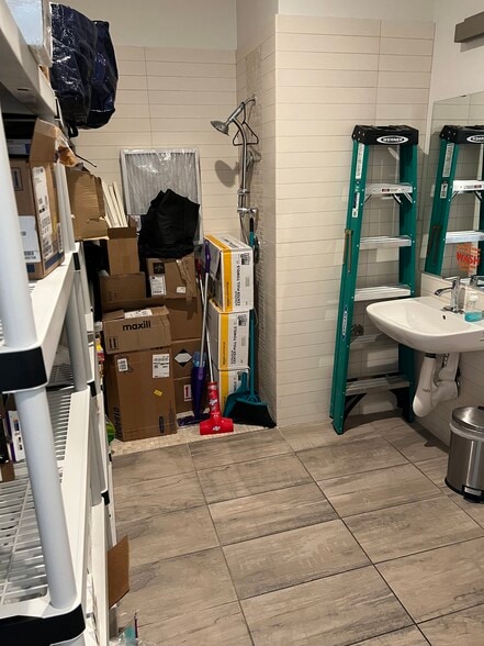 More Photos Of 7336 W Post Rd, Las Vegas Loft Creative Space For Lease