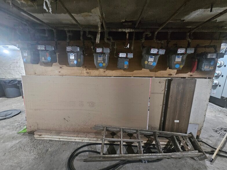 More Photos Of 617 Courtlandt Ave, Bronx Apartments For Sale