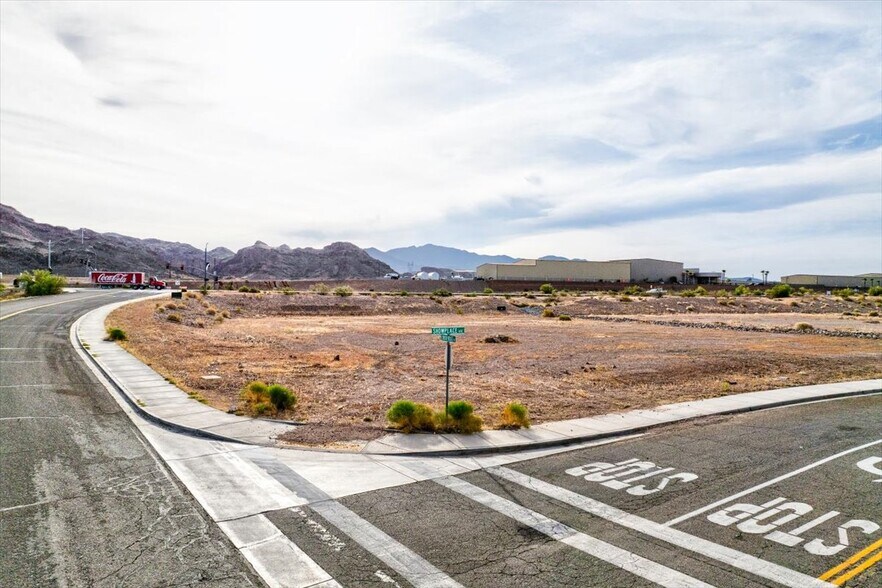 More Photos Of 6565 Showplace Ave, Lake Havasu City Land For Sale