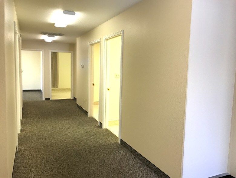 More Photos Of 901 Sunset Dr, Hollister Medical For Lease