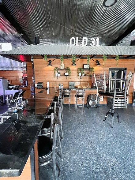 More Photos Of 11133 Old Highway 31, Spanish Fort General Retail For Sale