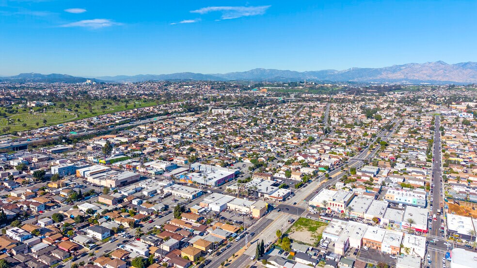 More Photos Of 4630 Whittier Blvd, Los Angeles General Retail For Sale