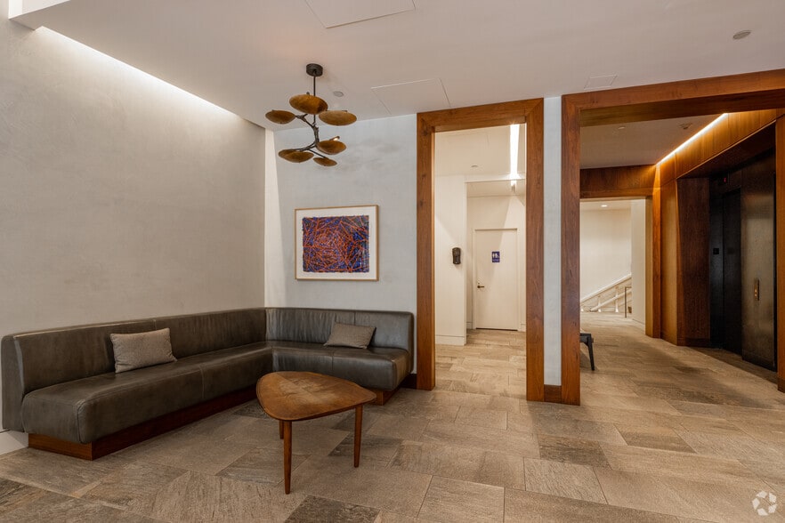 More Photos Of 92-94 Laight St, New York Apartments For Lease