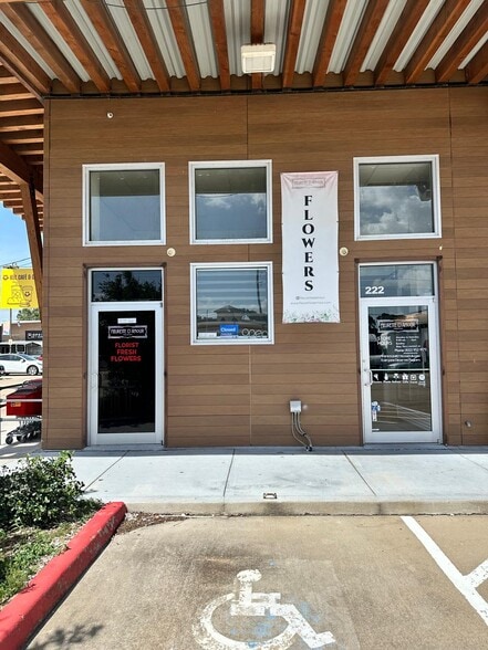 More Photos Of 25600 Westheimer Pky, Katy Daycare Center For Sale