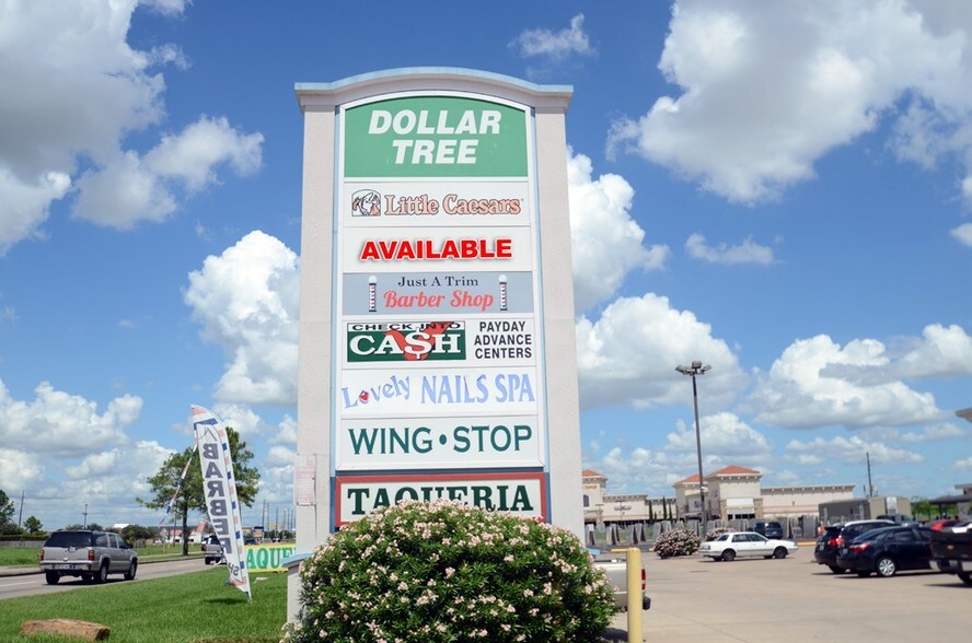 More Photos Of 5502 Fry Rd, Katy Storefront For Lease