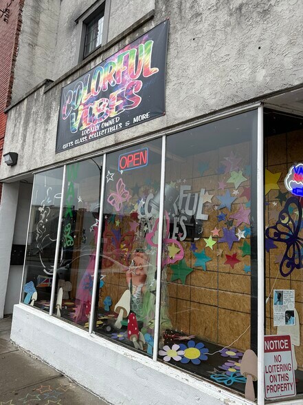 More Photos Of 420 S Campbell Ave, Springfield Storefront Retail Residential For Sale