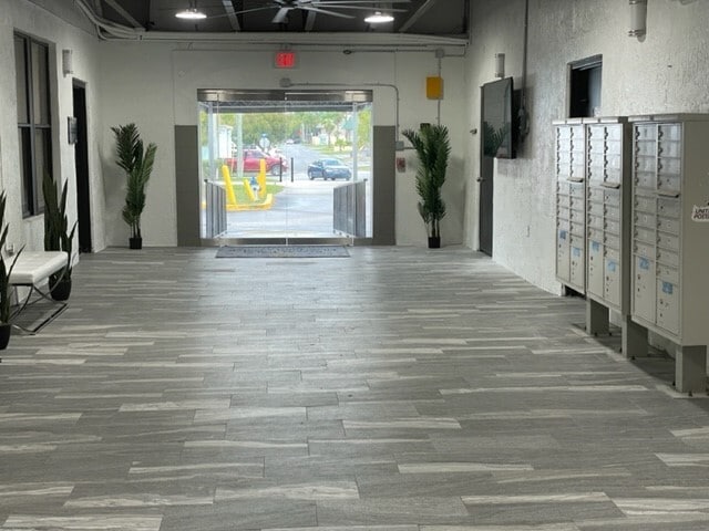 More Photos Of 1111 SE Federal Hwy, Stuart Medical For Lease