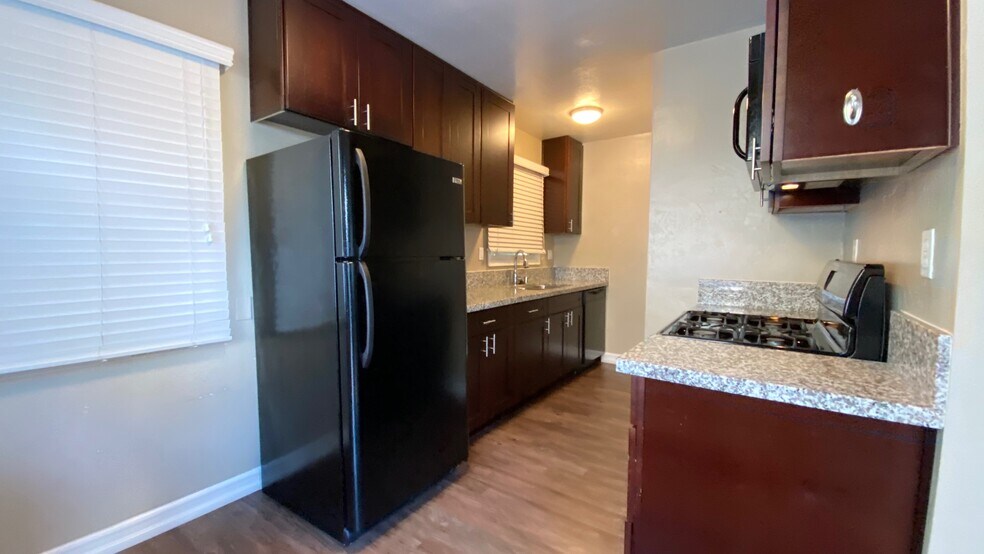 More Photos Of 4154-4158 Estrella Ave, San Diego Apartments For Sale