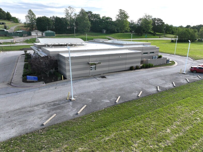 More Photos Of 5201 Willow Creek Dr, Springdale Medical For Sale